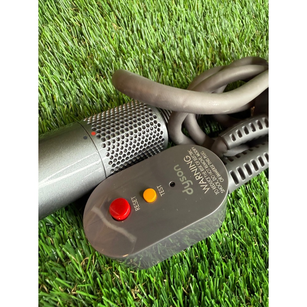 Dyson Supersonic Hair Dryer Iron Copper HD07 with 5 Magnetic Attachments - Picture 10 of 10